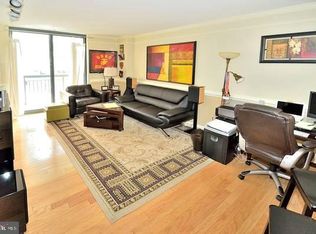 3835 9th St N APT 205E, Arlington, VA 22203