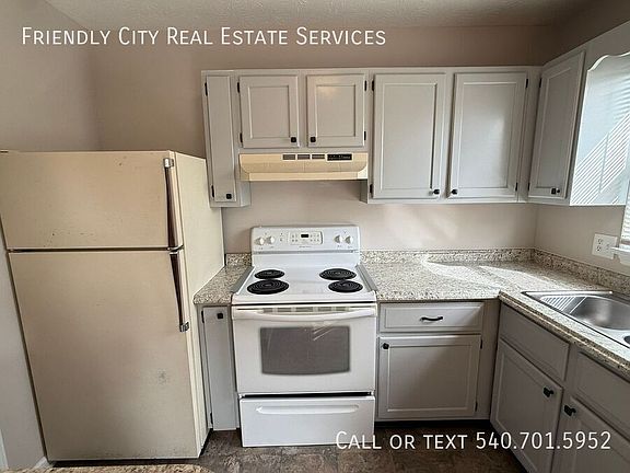 4th image of 811 Vine St
