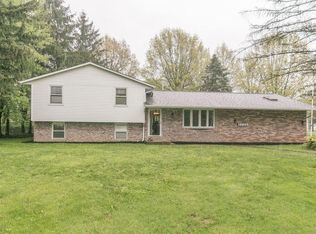 12263 E River Rd, Columbia Station, OH 44028