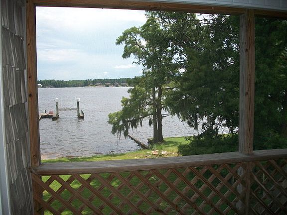 4th image of 5 W Bayside Dr
