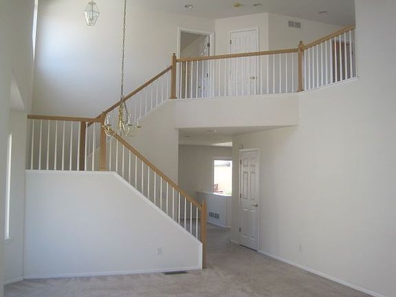 Living Room-Vaulted Ceiling
