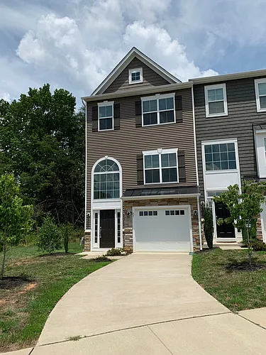 62 Andrews Pl Photo 1