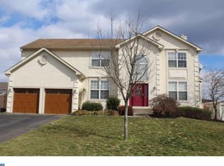 292 Rushfoil Dr, Williamstown, NJ 08094
