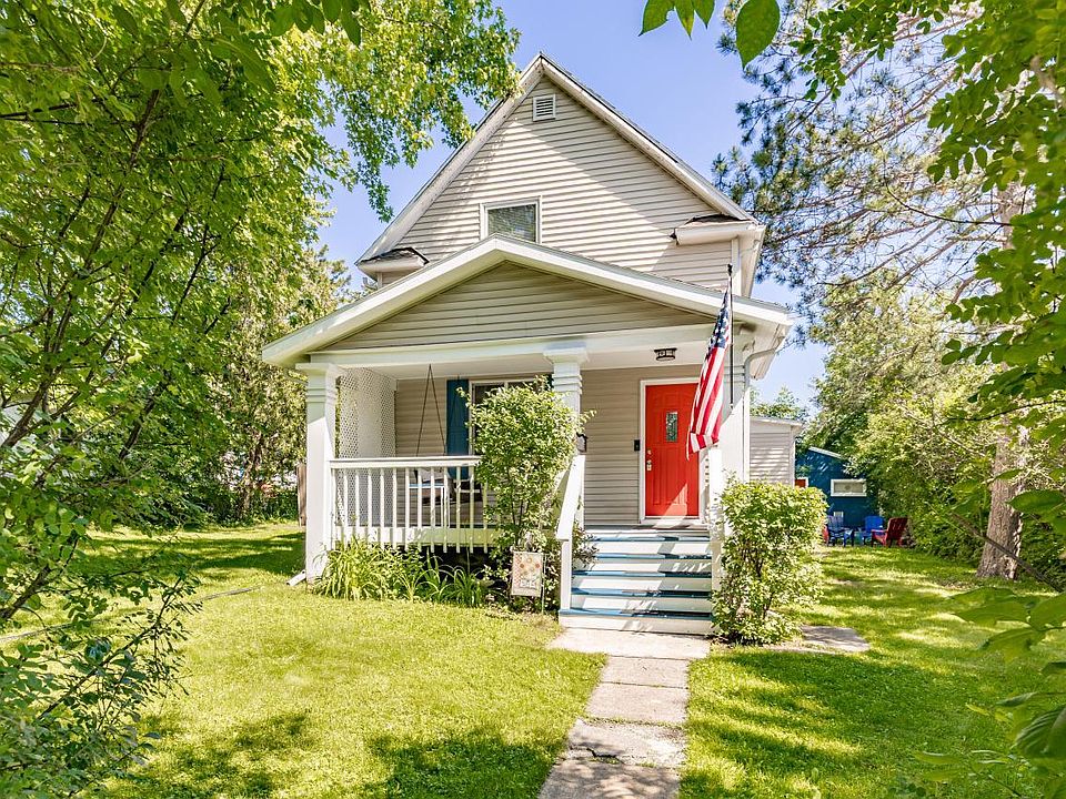1st image of 523 1st St