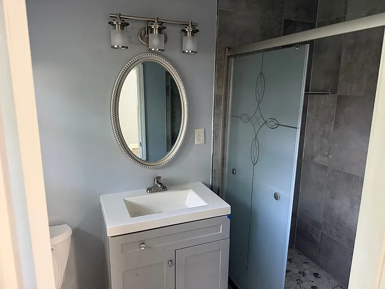 1311 Clover Ln — Photo 6