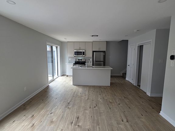 2nd image of 301 Glenroy Gilbert Dr