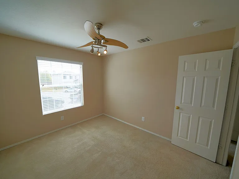 109 Willow Hl — Photo 22