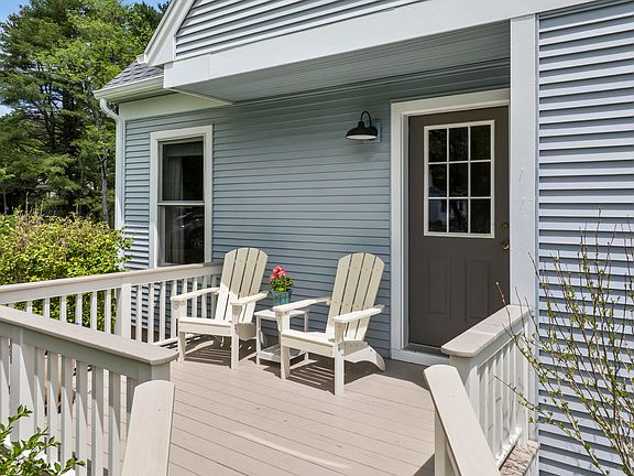4th image of 29 Plimoth Way