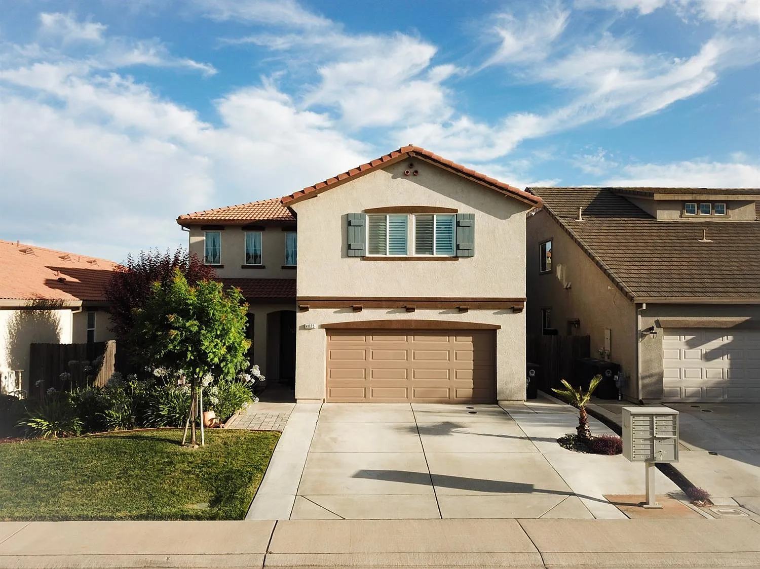 4025 Branigan Lake Way photo 1