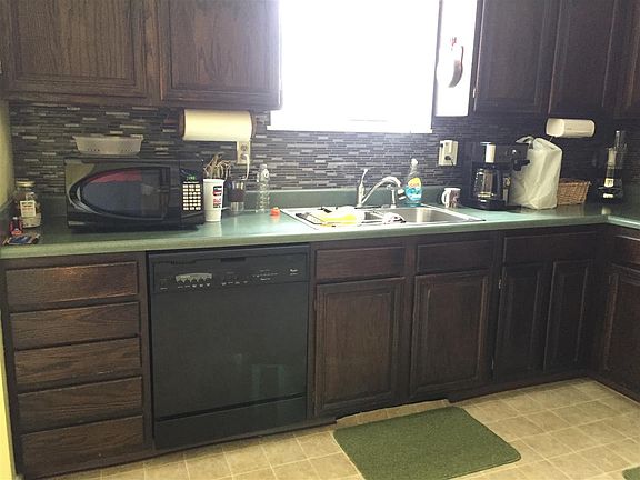 2nd image of 3721 Cliffwood Ct