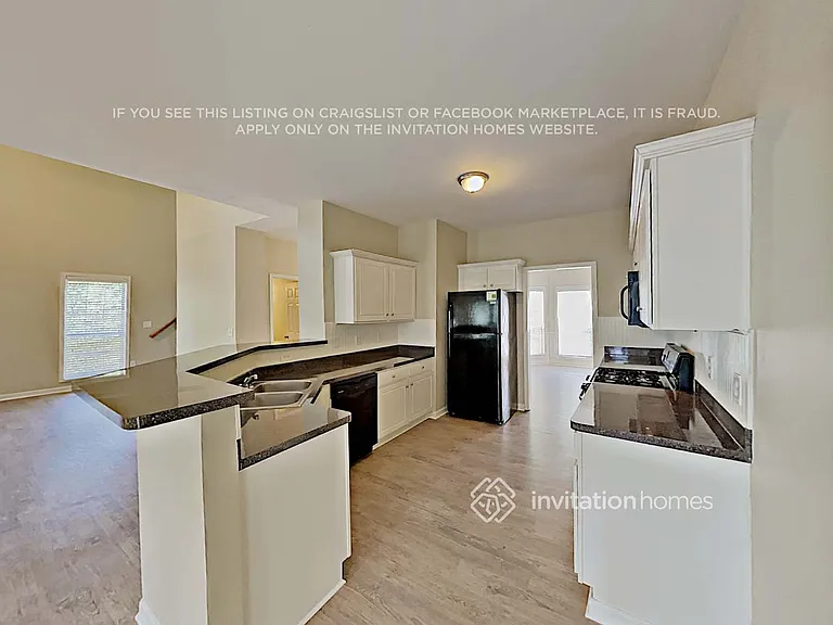 4913 Lightwood Ct NW — Photo 10