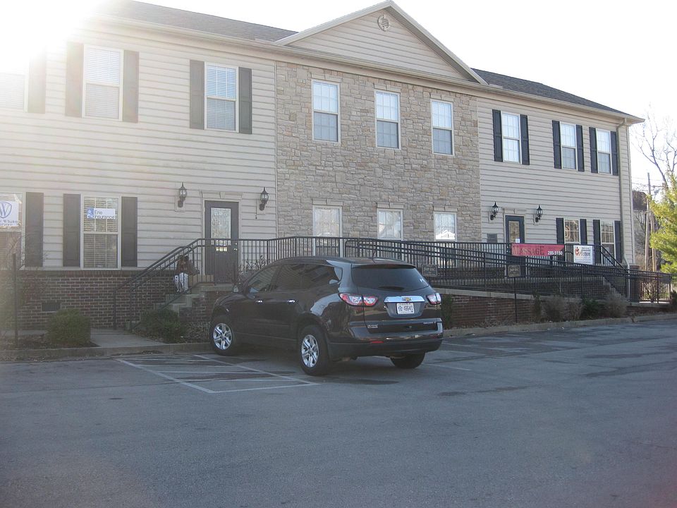 1st image of 213 S Main St Suite 201