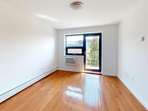 3rd image of 456 W 167th St APT 3F