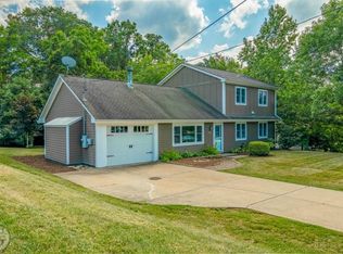 2224 Gary Dr, Twinsburg, OH 44087