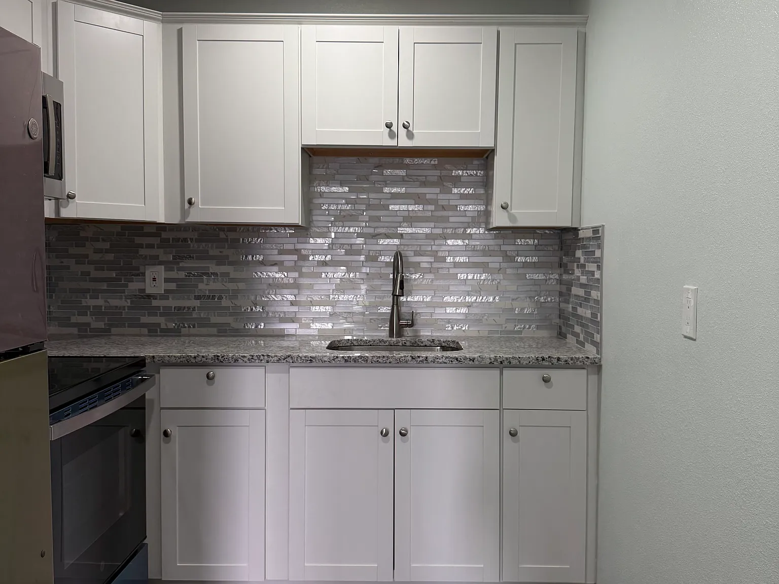 2 bed, 650 sqft, $1,625 — Photo 2