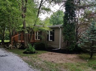 117 Roaming Rock Blvd, Rome, OH 44085