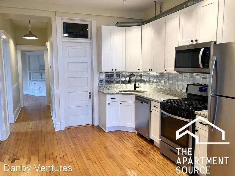 2241 W 21st St #2F — Photo 32