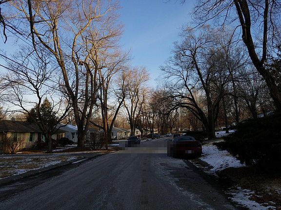 5th image of 5908 Claremont Ave