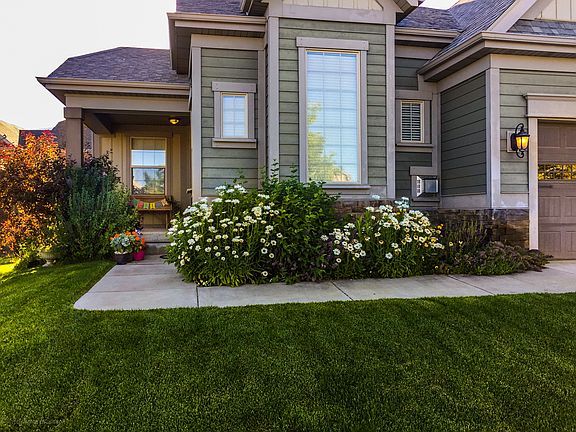 2nd image of 4754 N Shady Bend Ln