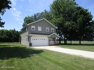 982 Adolph Rd, Union City, MI 49094