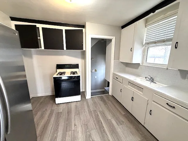 414 Moross Rd — Photo 9