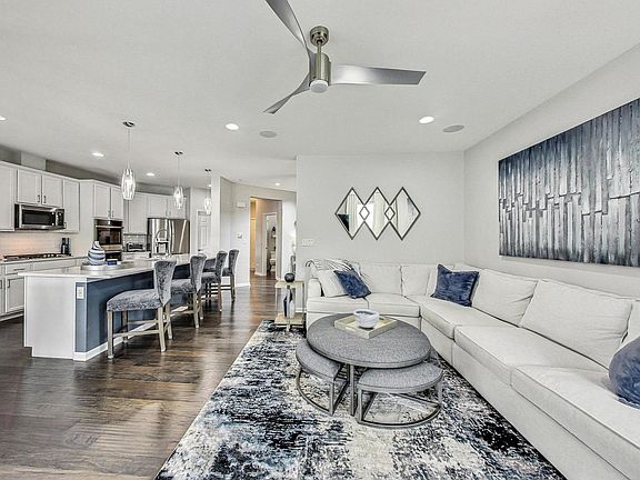 5th image of 23087 N Pinehurst Dr