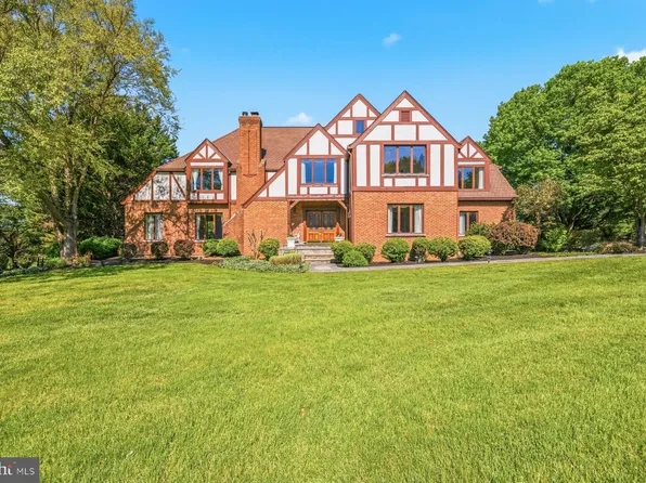 14008 Crossland Ln, Gaithersburg, MD 20878