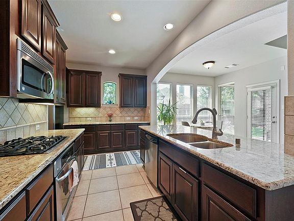 3rd image of 14302 Brushy Arbor Ln