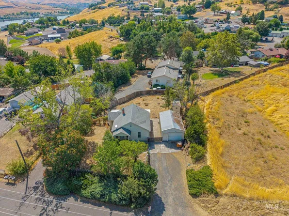 1069 Post Ln, Clarkston, WA 99403