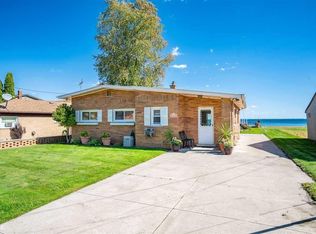 46800 Jans Dr, Chesterfield, MI 48047