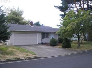 2992 Hyacinth St, Eugene, OR 97404