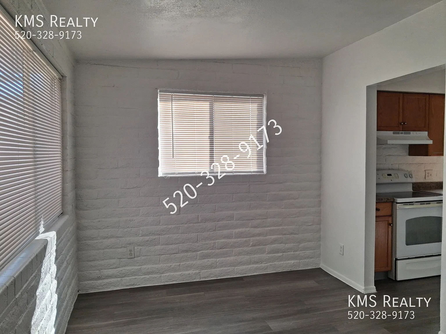 2 Bedoom 1 Bath Duplex - Owner /Agent — Photo 4