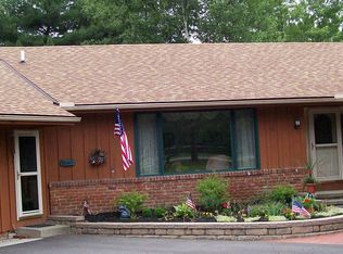 11490 Claridon Troy Rd, Chardon, OH 44024