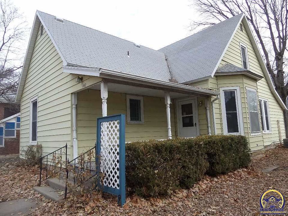 1st image of 440 Pearl St