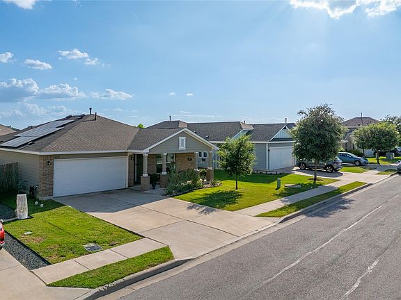 3rd image of 6205 Arbor Crest Ln