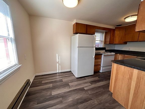 4th image of 750 W Cliff Dr #1007