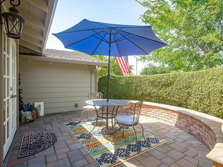 1176 Koch Ln — Photo 23