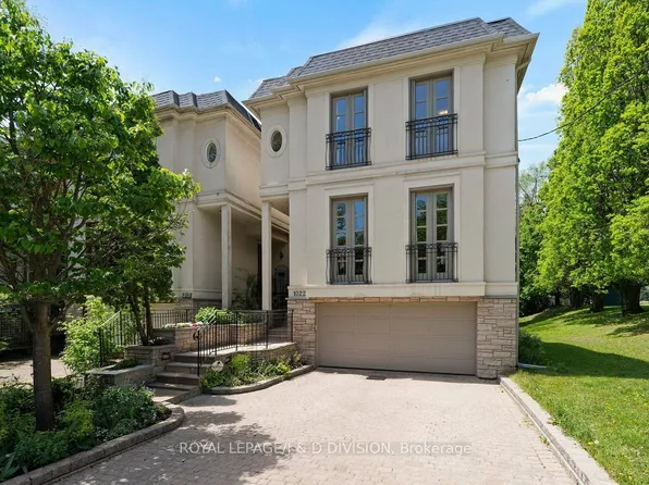 1022 Spadina Rd, Toronto, ON M5N 2M6