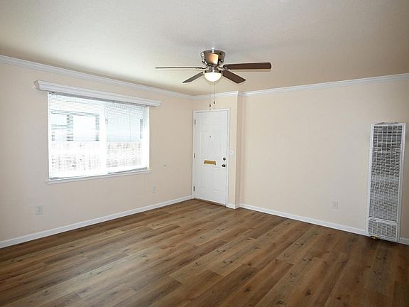 4th image of 92 N Willard Ave
