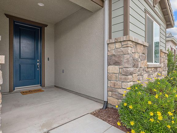 4th image of 4103 Hoblitt Avenue