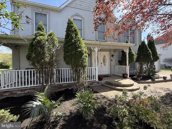 21 Crestview Dr