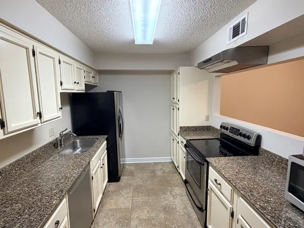 5323 Blair Ln APT F4, Baton Rouge, LA 70809