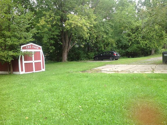 Backyard, view_1