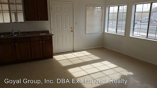2nd image of 1201 East St