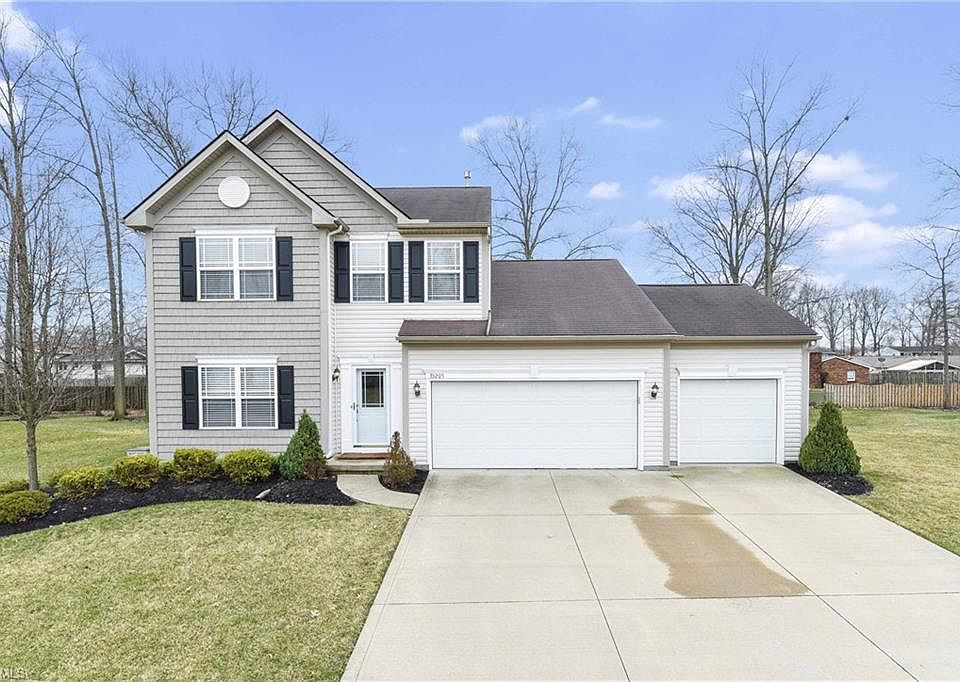 1st image of 35205 Schoolhouse Ln