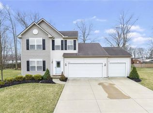 35205 Schoolhouse Ln, North Ridgeville, OH 44039