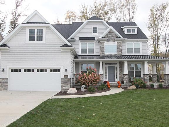 2nd image of 32685 Albion Dr