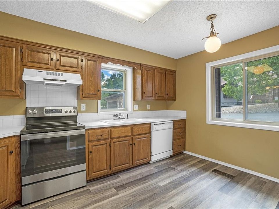 13 Lunsford Ln, Bella Vista, AR 72714 Zillow