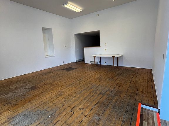 5th image of 120 E Park St #17174925