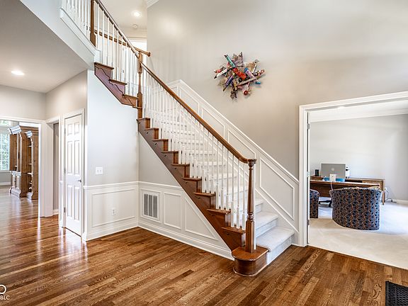 4th image of 1826 Fairmount St